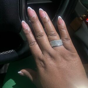 10k white gold diamond stone band